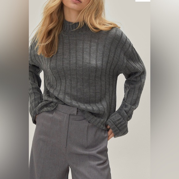 NWT Nast Gal You're Getting Warmer Ribbed High Neck Sweater grey M/L - Picture 9 of 12
